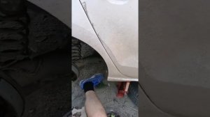 замена задних тормозных колодок на Volkswagen Polo 2013