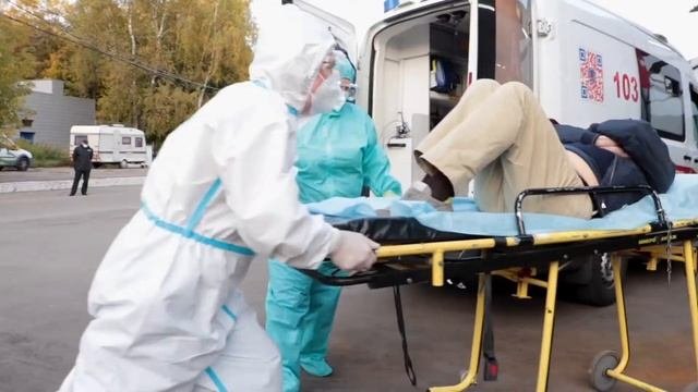 Сергей Собянин наградил сотрудников московской скорой помощи