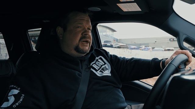 Ford Raptor R - чем удивит? смотреть онлайн