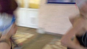 в "раздевалке" перед открытым уроком