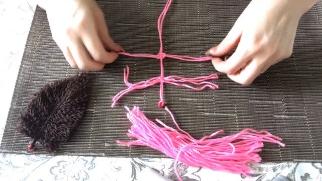 Онлайн мастер класс "Перышко из пряжи" от рук. Грековой Е.В., МБУК СДК ВАСИЛЬЕВСКОЕ, 2020Г. смотреть онлайн