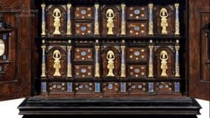 Что такое кунсткамера и что там хранилось