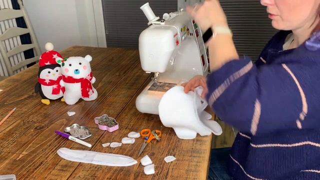 POLAR BEAR ? Plushie: Free Sewing Pattern. смотреть онлайн