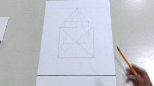 КУБ. Фронтальное построение. Как правильно показать перспективу с помощью линии.