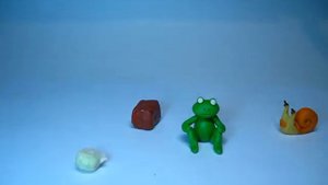 Лягушка из пластилина