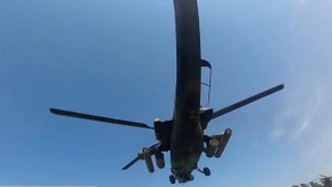 В Минобороны РФ показали кадры работы многоцелевых вертолетов Ми-28 "Ночной охотник"