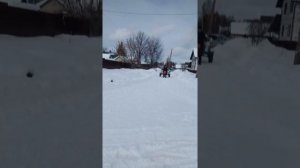 Зачем нужна телега зимой для мотоблока? Тележка, мотоблок ОКА, зима, снег с крыши...!!!