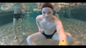 Тренировка в бассейне