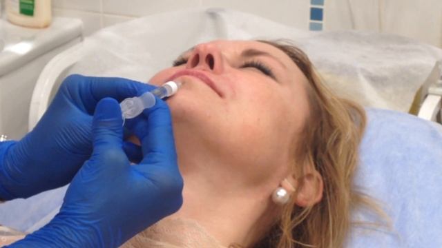 Аириском: студенты учатся. Семинар по применению филлера в периоральной области смотреть онлайн