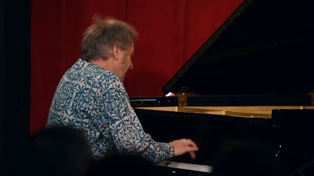 Artur Dutkiewicz Trio - A&B смотреть онлайн
