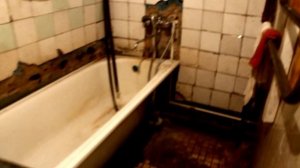 Ремонт в ванной комнате, с чего начать.Самая ужасная ванная комната на свете.1 я часть