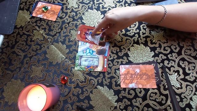 На что обратить внимание!🤔#тарорасклад#таро смотреть онлайн