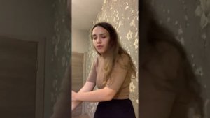 Две подруги - поэтическая басня Сергея Михалкова