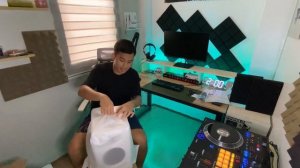 Unboxing My First Studio Monitors | Kali Audio LP-6 V2 White