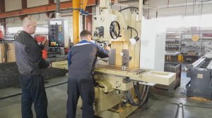 Модернизированный вертикально-фрезерный станок FSS-400