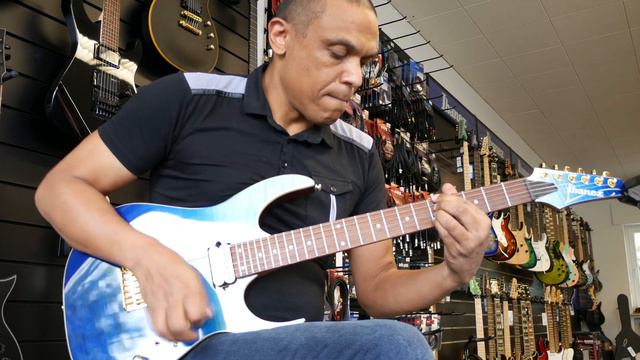 Ibanez RG421HPFM in depth review and demo смотреть онлайн