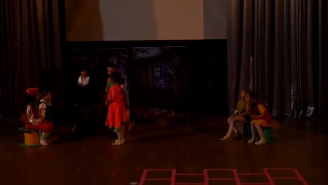 Отрывки из спектакля "ПРОПАВШАЯ БУКВА" , театр -студия "СКОМОРОШЕК" смотреть онлайн