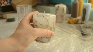 Финальная подготовка свечи с сухими цветами  | достаю свечу из молда