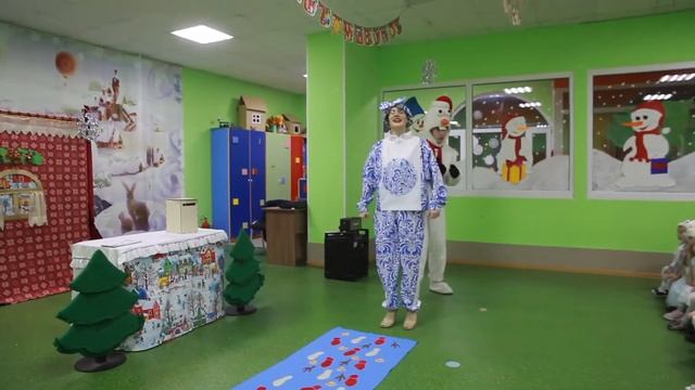 Спектакль "Снеговик-почтовик". Одуванчик смотреть онлайн