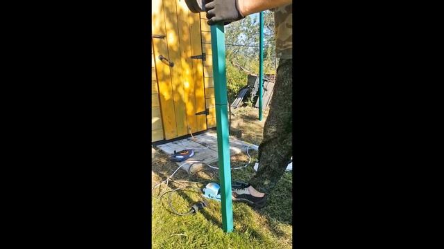 Забиваем столб в землю перфоратором смотреть онлайн