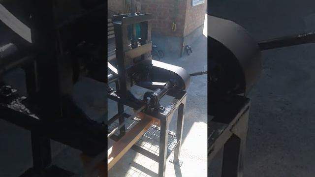 Ручные станки для холодной ковки.