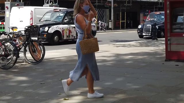 Стрит стайл. Летние платья. 🇬🇧