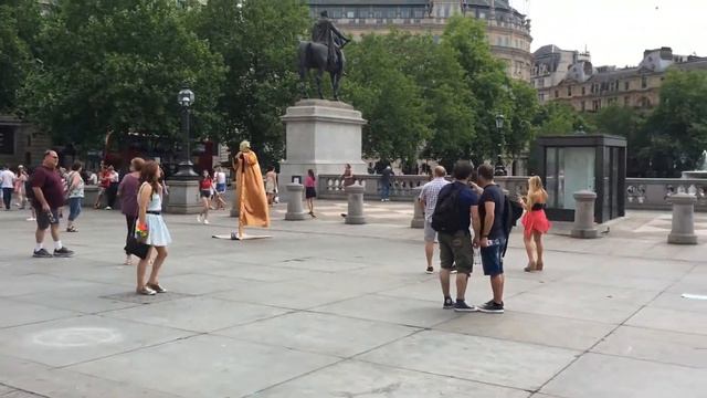 London, Trafalgar Square, National Gallery of Art смотреть онлайн