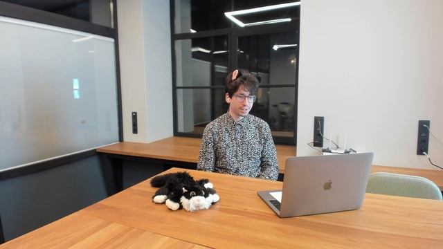 Техлид Софья Титова про работу в компании в Лондоне смотреть онлайн