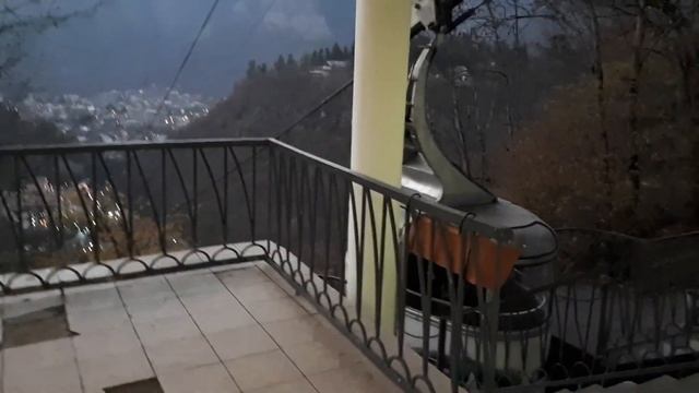 Грузия. Город Боржоми. Бювет минеральной воды.