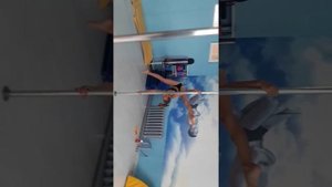 Дети на пилоне. Группа 10-14 лет.