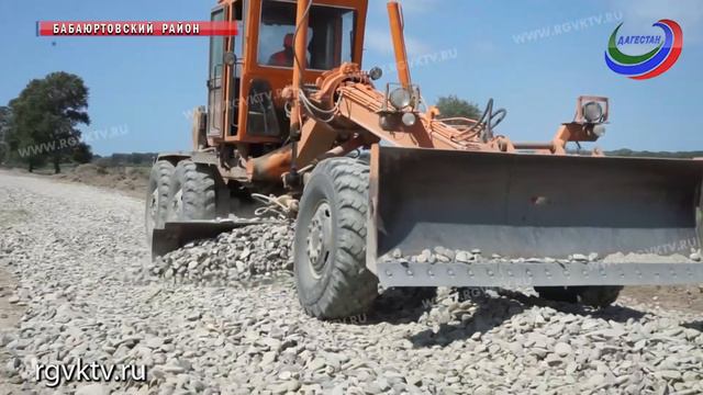 Дорожники начали реконструкцию участка дороги  Бабаюрт – Гребенская смотреть онлайн