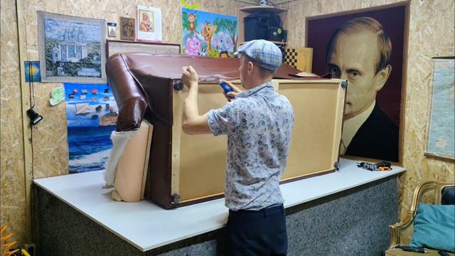 Перетяжка ДИВАН - КРОВАТЬ снимаем тканевую обивку