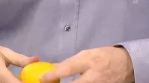 Как лечить переломы костей и остеопороз. Яичная скорлупа с лимонным соком.