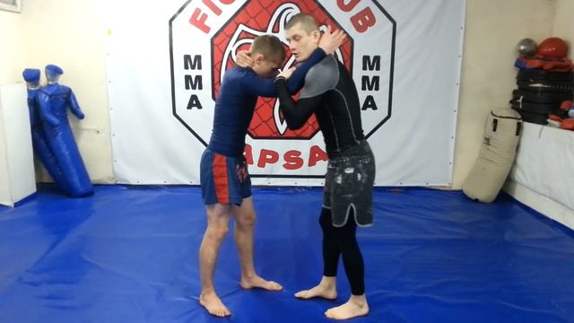 Алексей Валивахин. Болевой на руку. Sapsan MMA. [ТУД]. смотреть онлайн