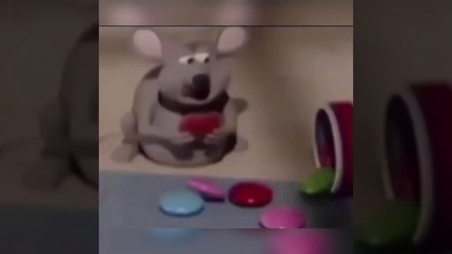 Мышка ест конфету под грустную песню смотреть онлайн