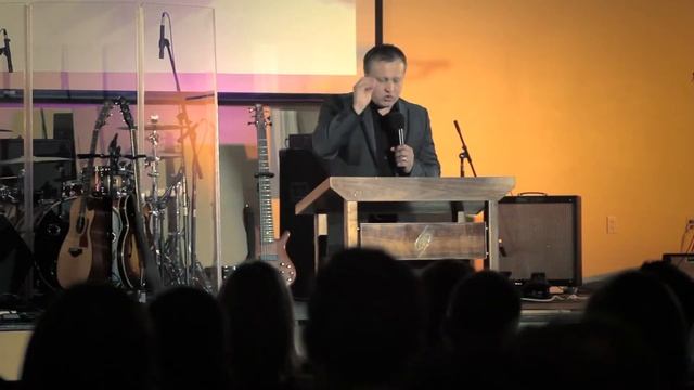 Зеркало жизни - пастор Василий Ярош, церковь Новое Начало (26.06.11) смотреть онлайн