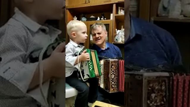 У крестника день рождения!