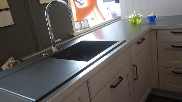 Обзор экспозиционной кухни Nobilia York смотреть онлайн