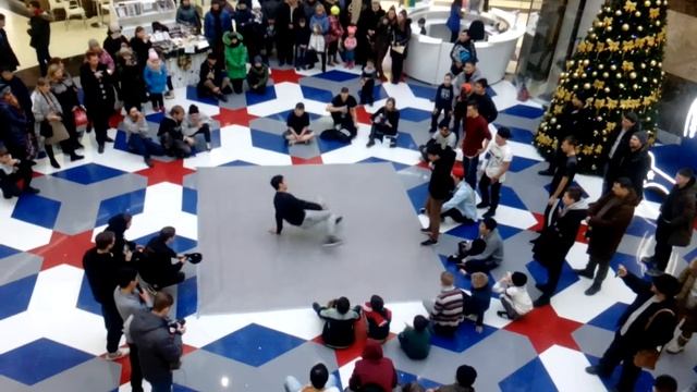 BREAKDANCE ? / БРЕЙК-ДАНС ? смотреть онлайн