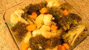 Запеканка из брокколи, цветной капусты, тыквы