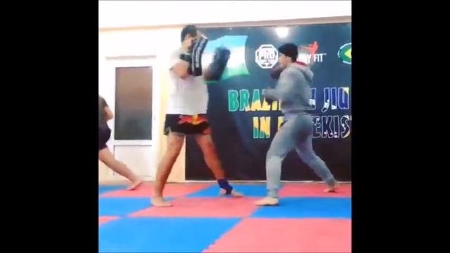 ХУСАНОВ ЖАХОНГИР - Чемпион Узбекистана по Кикбоксу