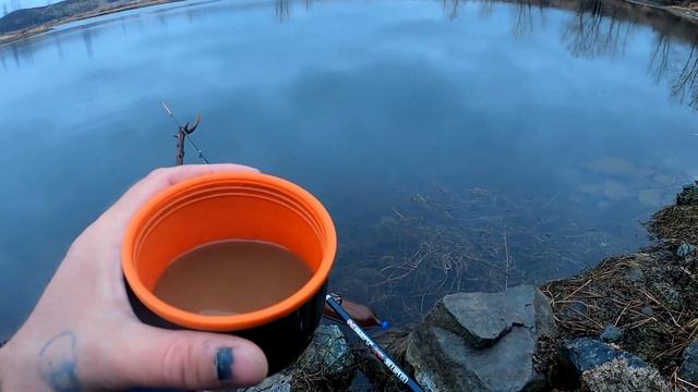 Застряли в грязи, бросили машину и пошли рыбачить12 04 2022 смотреть онлайн