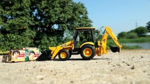 Трамплины, печенье, водопад