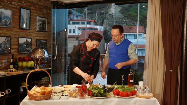 "Ждем в гости" , бутик-гостинница  "OLD TIFLIS " смотреть онлайн