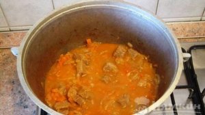 Говяжий суп с овощами и галушками