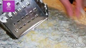 Рулет из армянского лаваша с творогом, зеленью и яйцами.