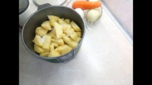 Рагу с квашеной капустой картофелем и мясом