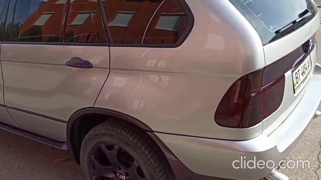 Индивидуальное исполнение BMW X5 в кузове E53. Очень красивая машина. смотреть онлайн