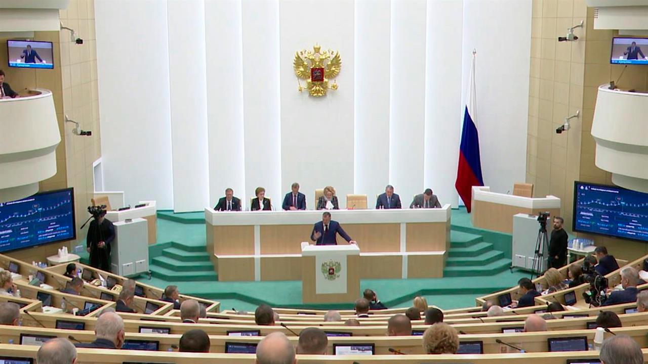 В декабре будет завершено восстановление разрушенной части Крымского моста