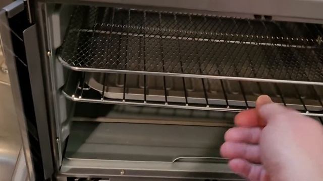 Oster French Door Air Fry Countertop Oven Model:TSSTTVFDMAF смотреть онлайн